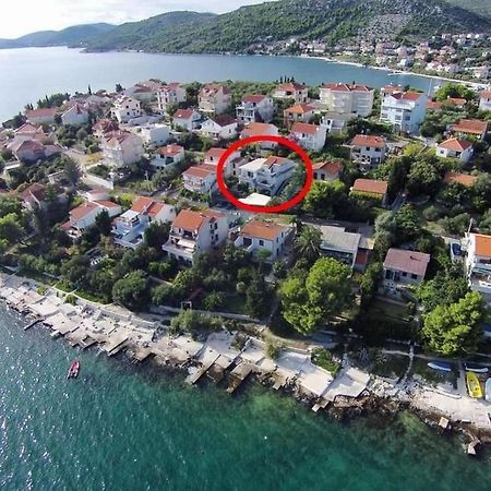 Apartments Frano Seget Vranjica Exterior photo